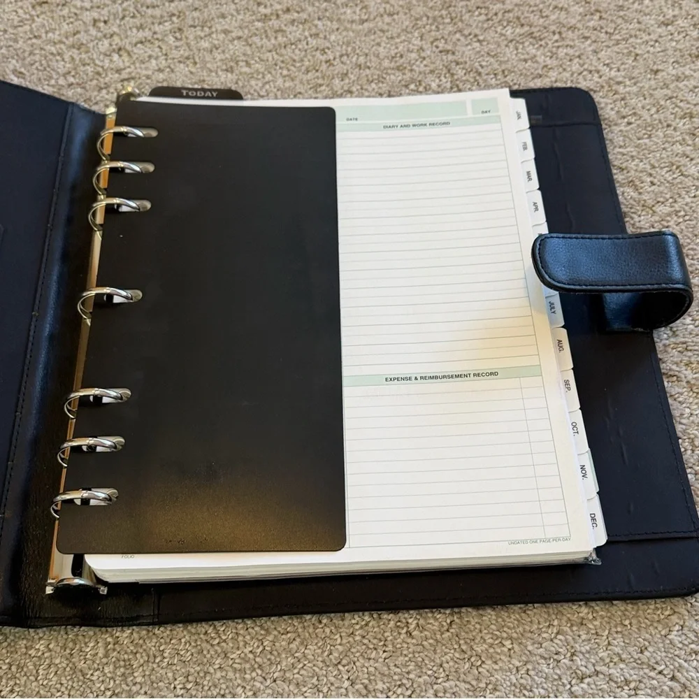 Day Timer Smooth Black Leather 7 Ring Planner Snap Close w/ Inserts 2000 Vintage